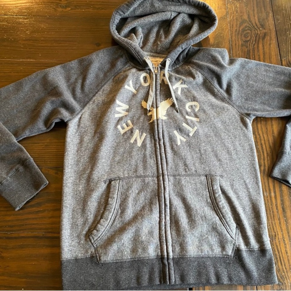 American Eagle New York City Full Zip Hooded Sweaatshort Gray Medium